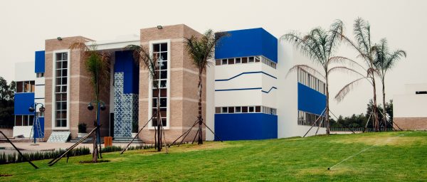 Home - Faculté d'Economie et de Gestion